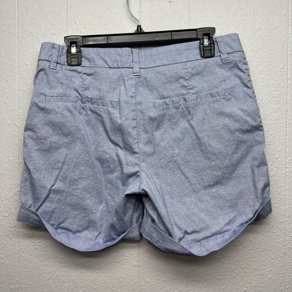 H&M Pin Striped Feminine Polished Sophisticated Academia Beach Womens Shorts 8 - Picture 2 of 6